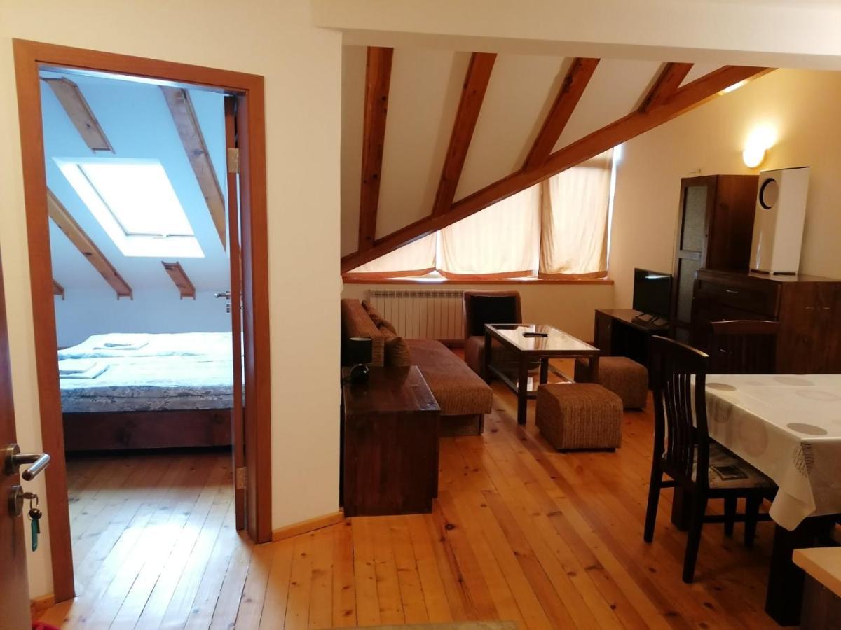 Snow Legend Private Apartments Bansko Bagian luar foto